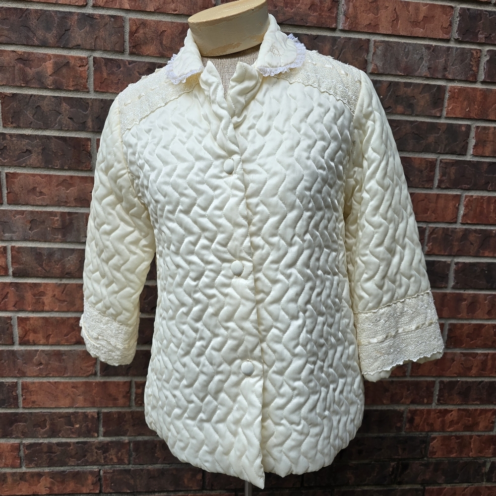 1980s Christian Dior Quilted Bed Jacket Lingerie Size Medium Ivory Lace Vintage,